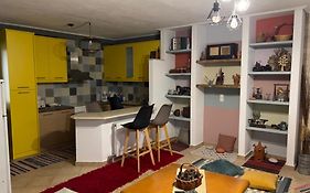 Alonaki House